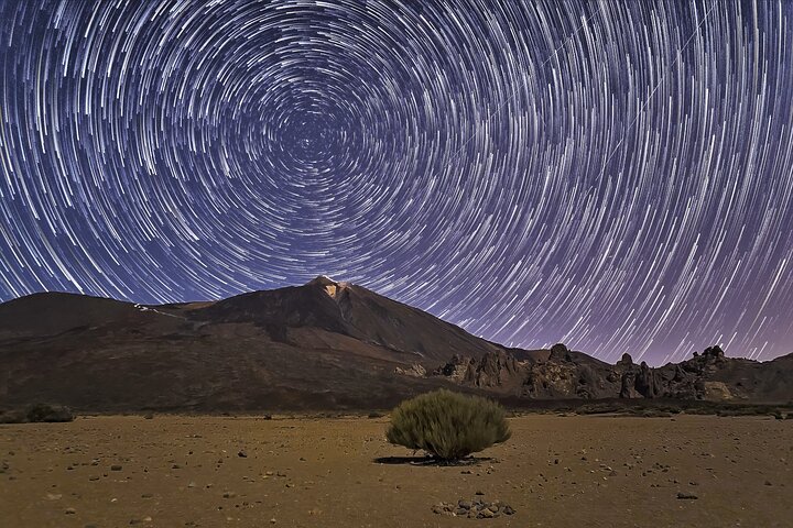 NOCHE DEL TEIDE Tour en autobús astronómico para observar las estrellas, ¡comidas y bebidas incluidas!