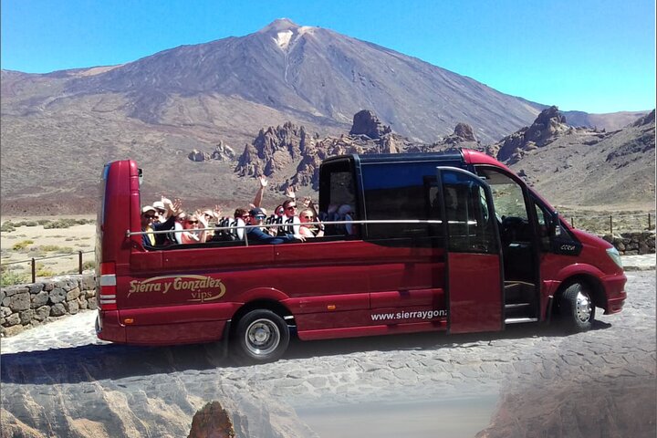 Recorrido Guiado de DíaCompleto en Bus Cabrio por Teide(SOLO SUR)