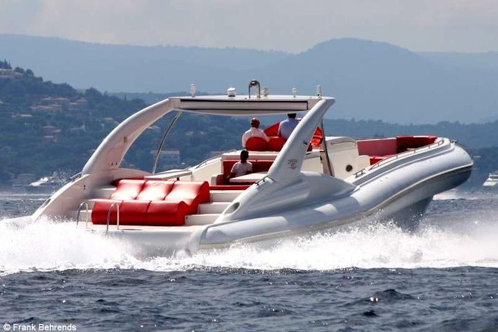 El mundo El lujo más grande de las costillas 3hrs incluyendo almuerzo y bebidas